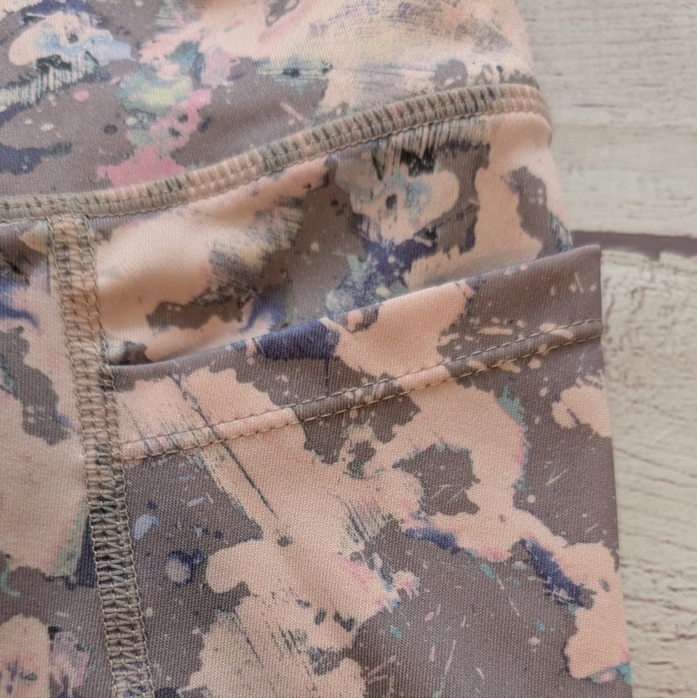 Bebe Sport Athletic Biker Shorts. Size Medium - Picture 9 of 10